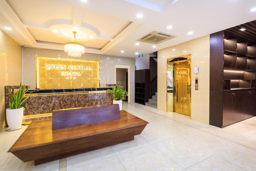 Lobby, Queen Central Hotel in Ho Chi Minh City