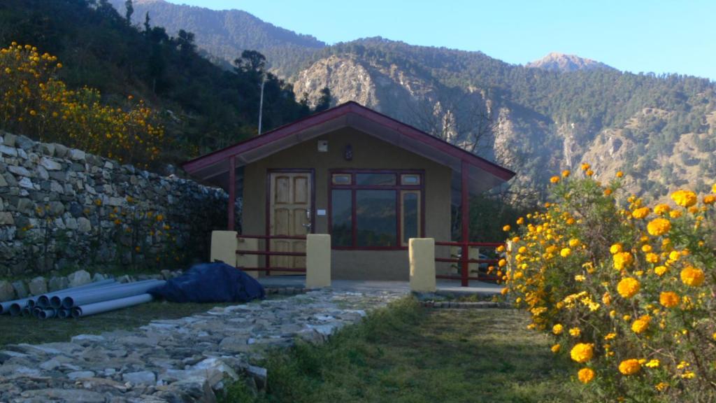 Raithal Retreat photo