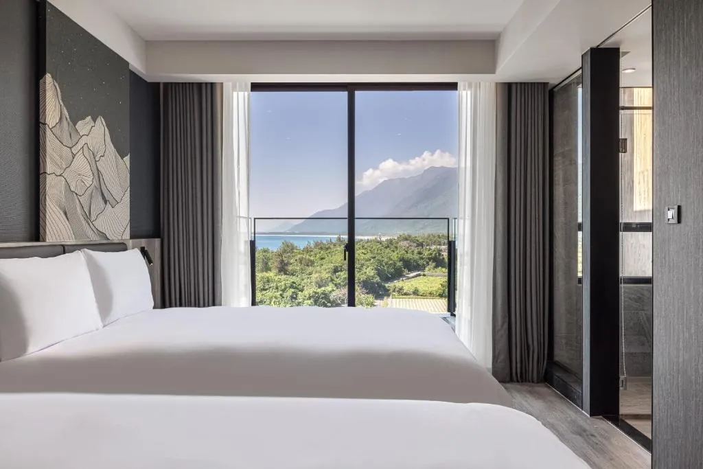 The Moment Hotel Hualien by Lakeshore, hotel in Shunan