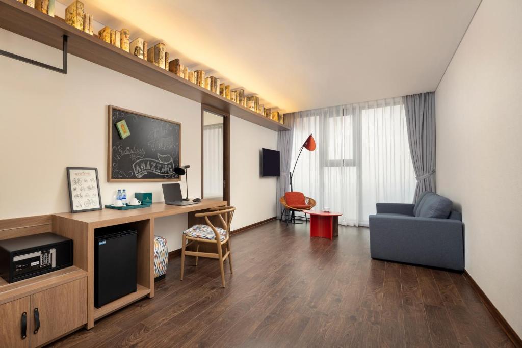 Mandala Hotel & Suites Bac Giang photo