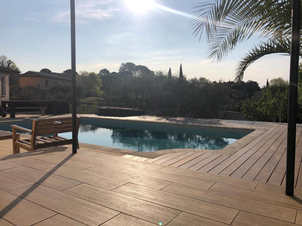 Détente à Lorgues avec piscine privée - 4