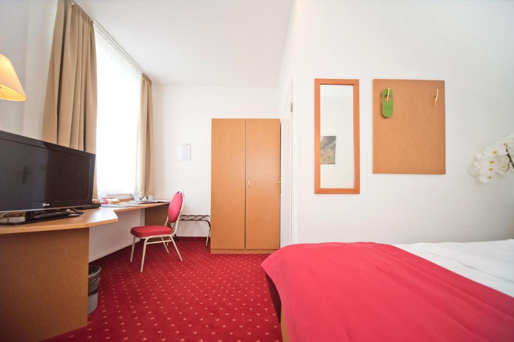 City-Hotel Am Wasserturm Halle photo