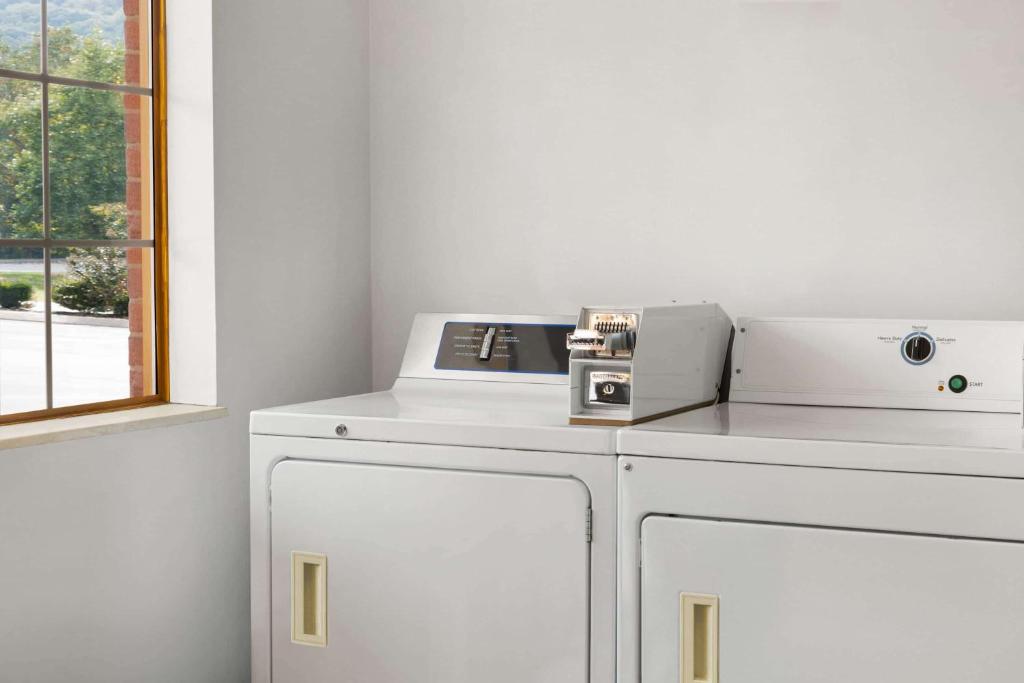 Super 8 By Wyndham Whites Creek/ Nashville Nw Area Photo 30