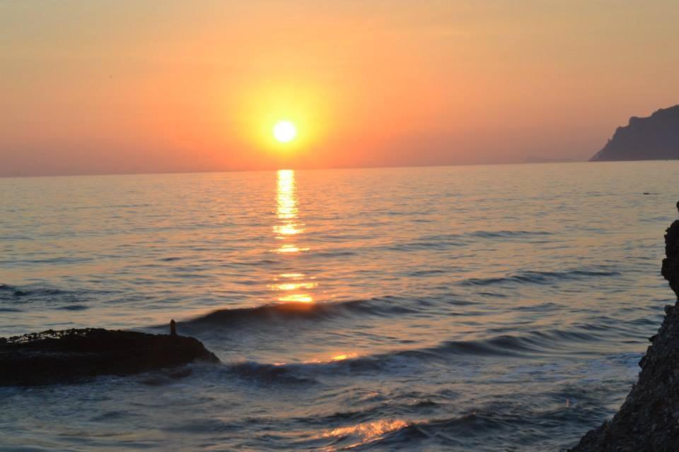 Agathi Beach House (Black Rocks) photo