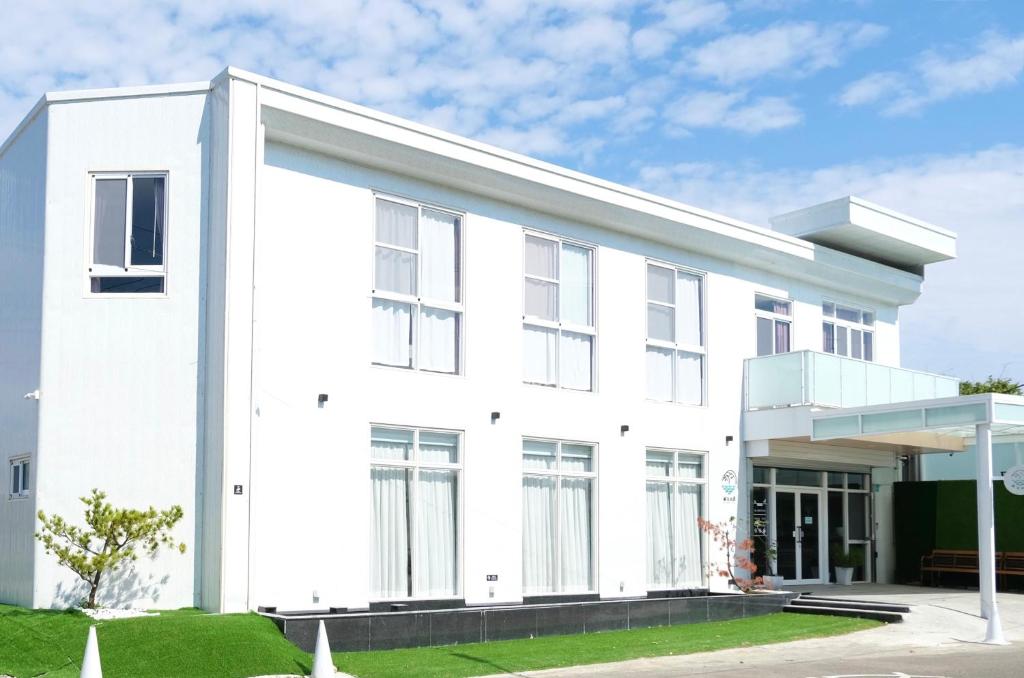 All Want Stay, Ch'ang-p'ing