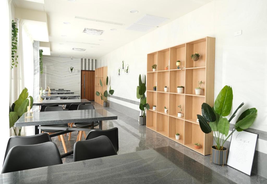 All Want Stay - Ou Wang Shui An