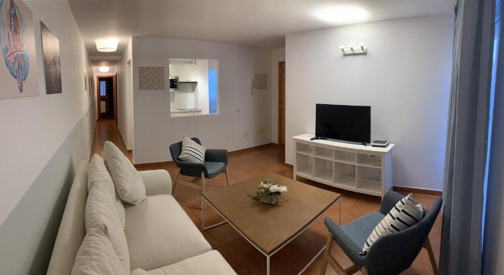 VIANYMAR APARTAMENTOS - 1