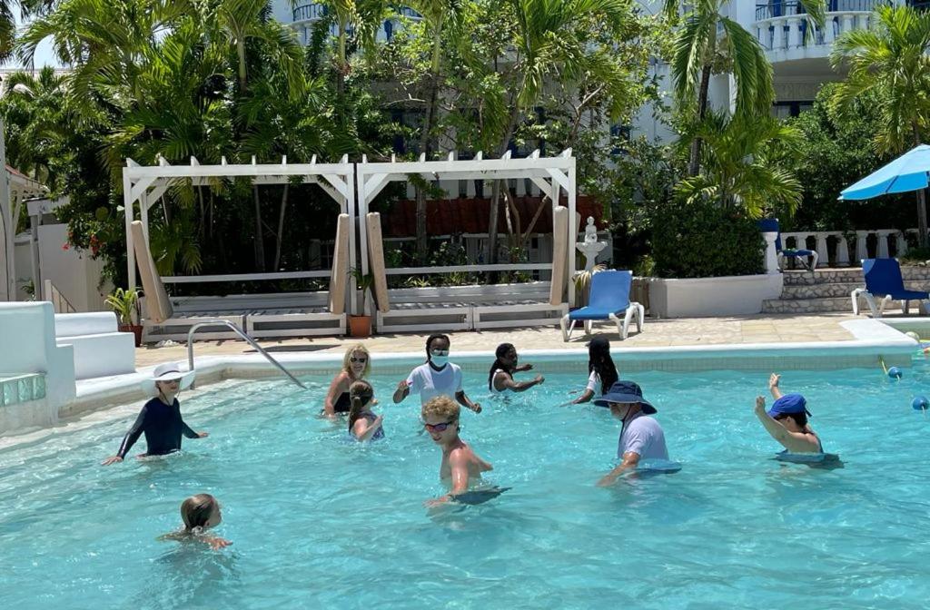 Franklyn D. Resort & Spa — Swimming pool in Runaway Bay