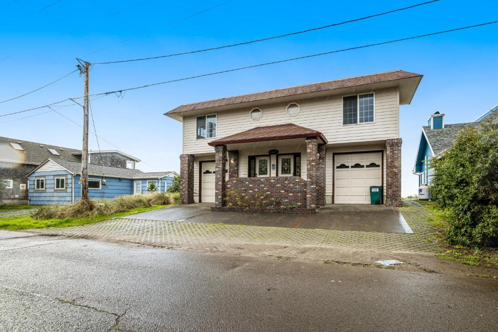 Sand Castle 2, Rockaway Beach