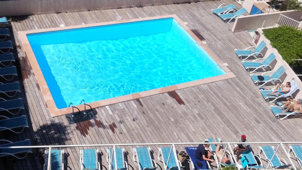 SOPHIES HOMES FÉLIBRIGES BEACH & PALAIS des FESTIVALS - 2