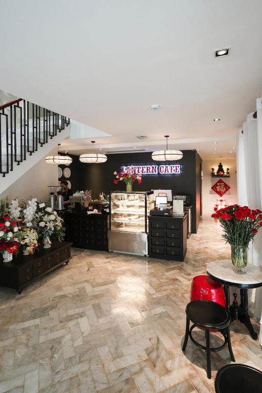 더 랜턴 하얏 호텔의 로비와 중국풍 장식