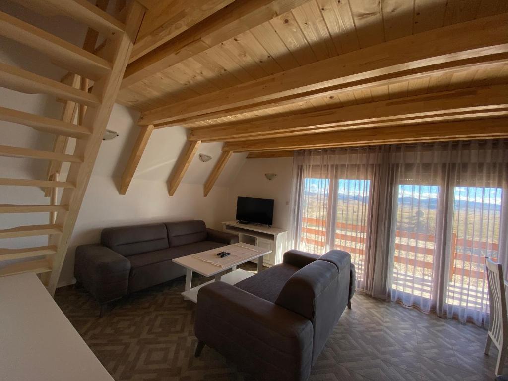 HILL VIEW Chalets - 5