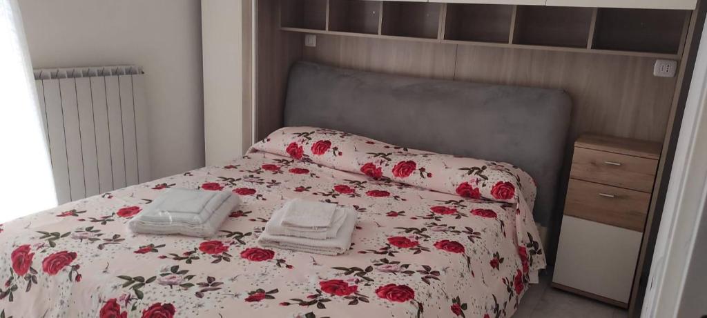 FRANCY HOUSE - 1