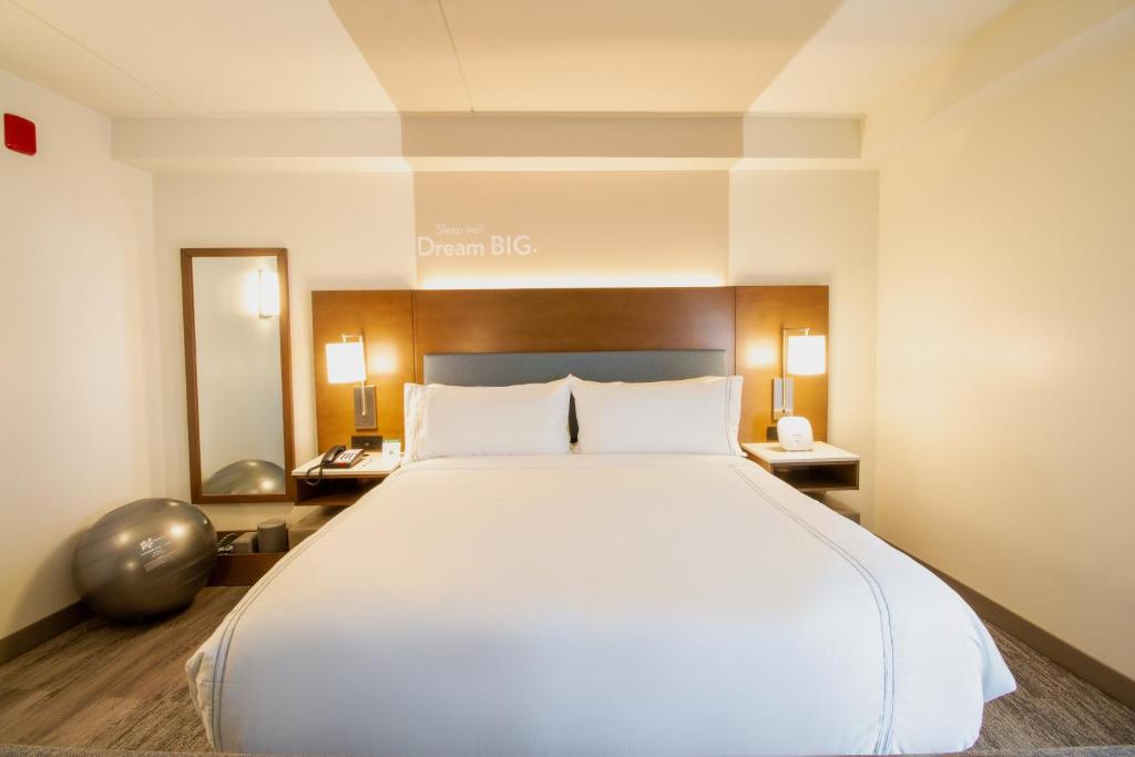 Quality Inn Manchester Airport Photo 26