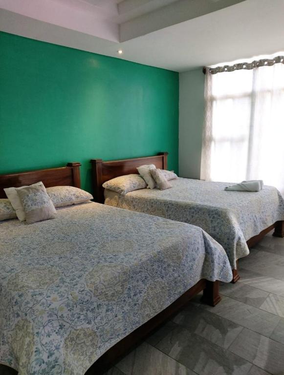 Pura vida apartments — Hotel in Quepos
