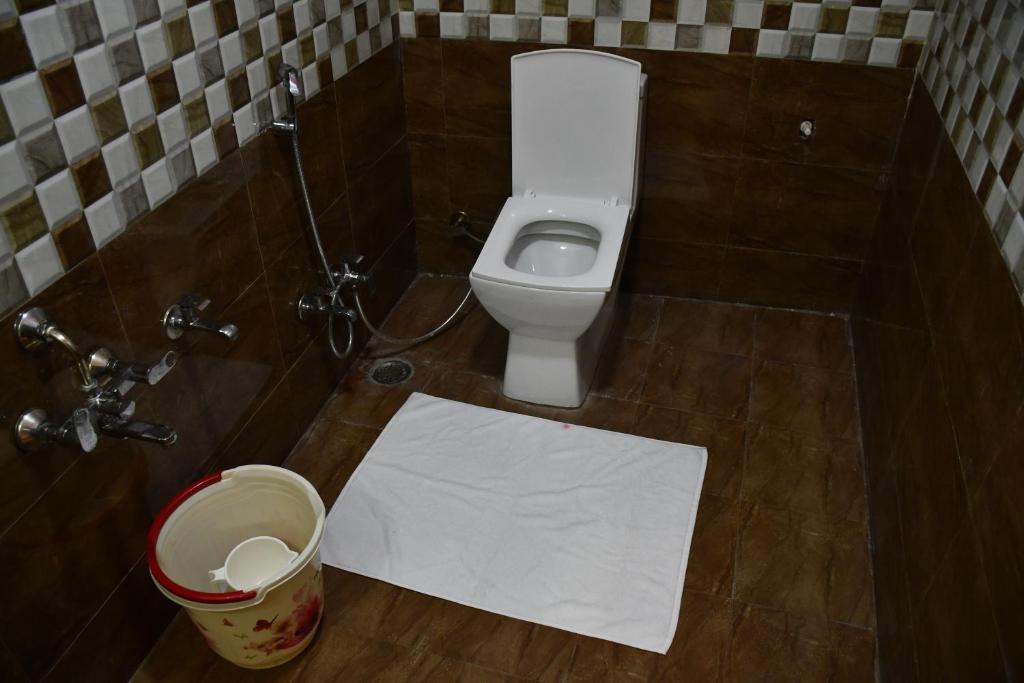 Hotel Krishna Inn & Banquet , Gorakhpur photo