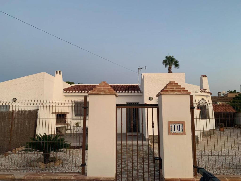 CHALET CON PISCINA PRIVADA - 2