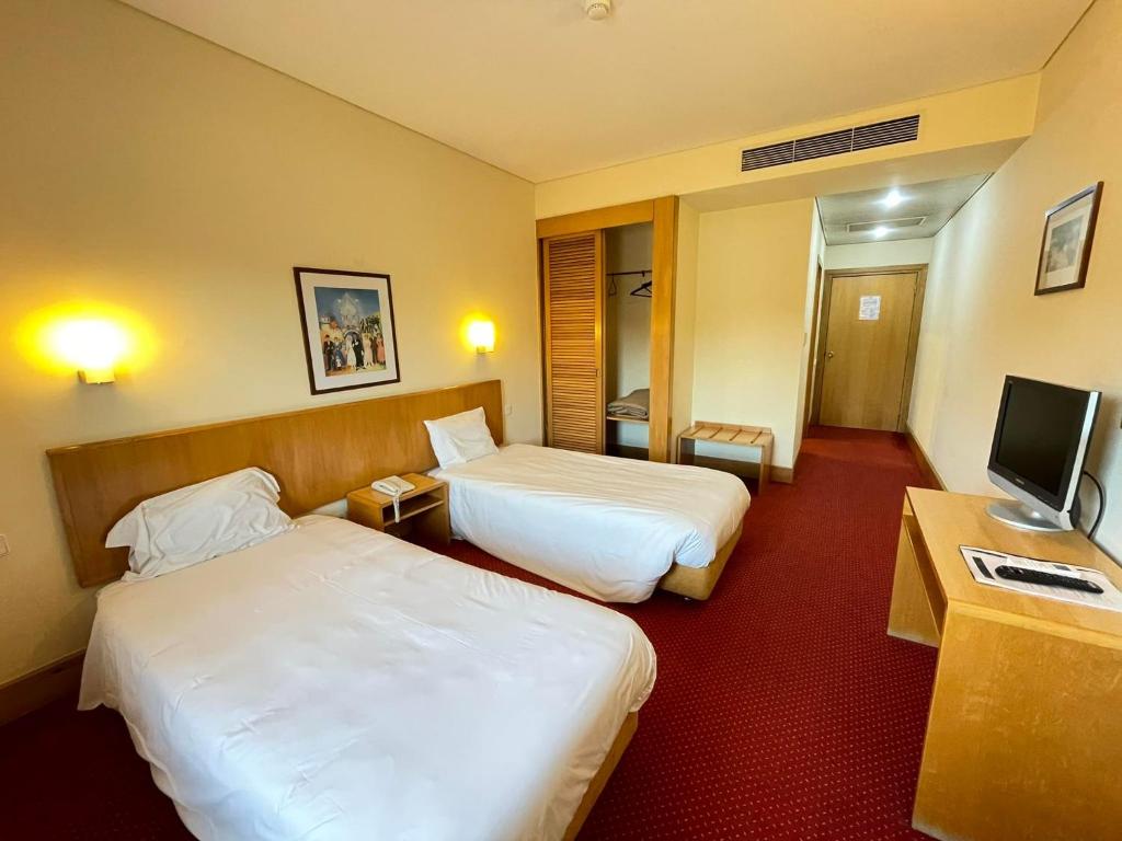 Flag Hotel Porto Maia photo