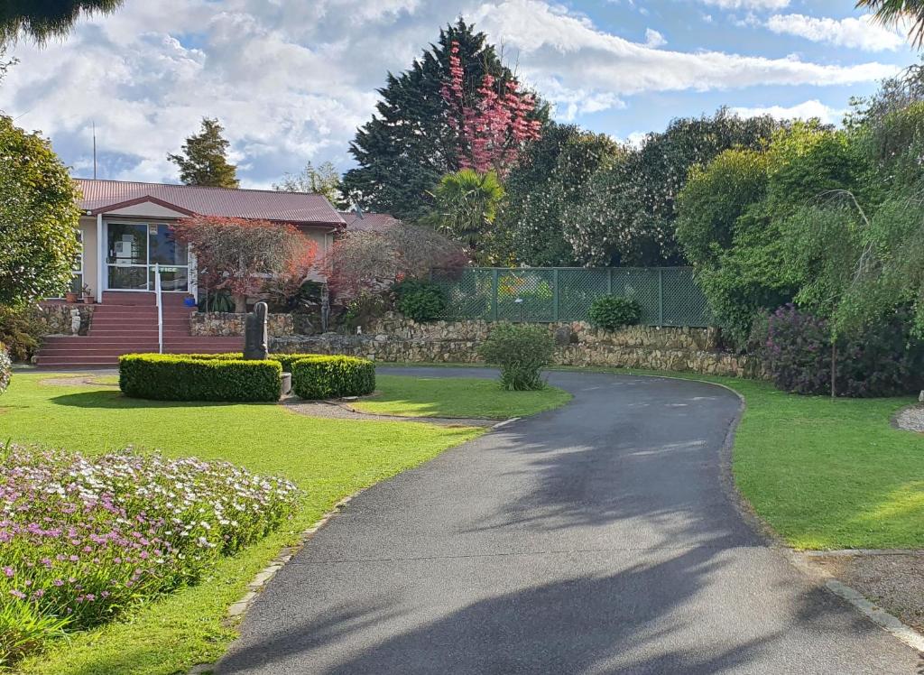 Maple Lodge Motel — Hotel in Matamata