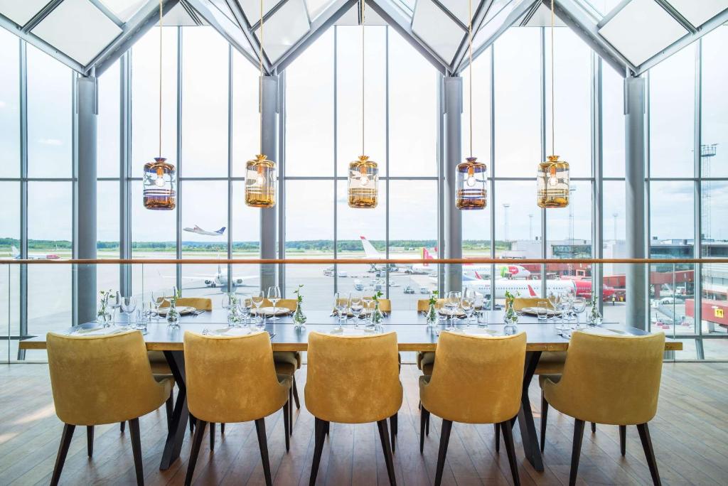 Restaurant, Radisson Blu Airport Terminal Hotel in Arlanda