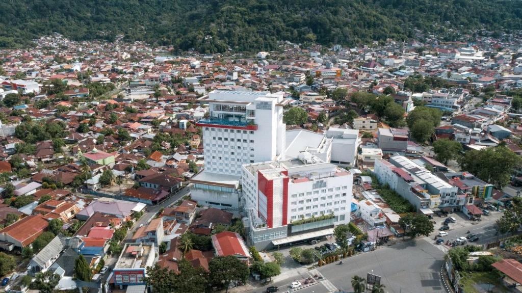 The ZHM Premiere Padang  photo