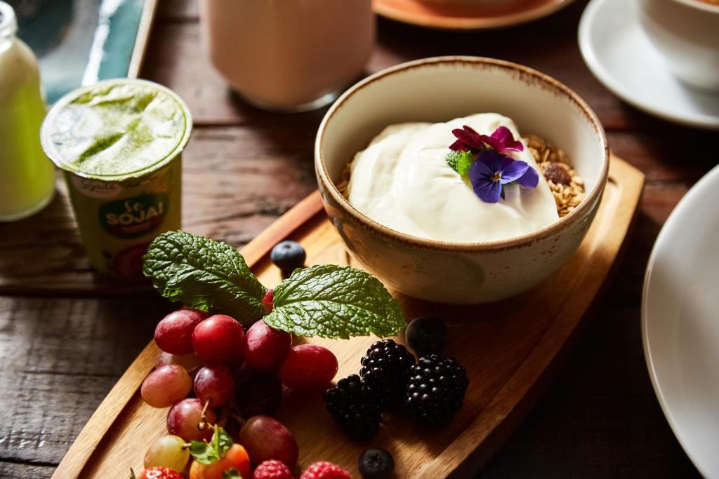 Φαγητό και ποτό