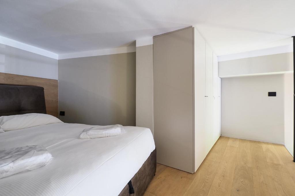 Premium two-Level Studio Caiazzo Stazione Centrale - 2