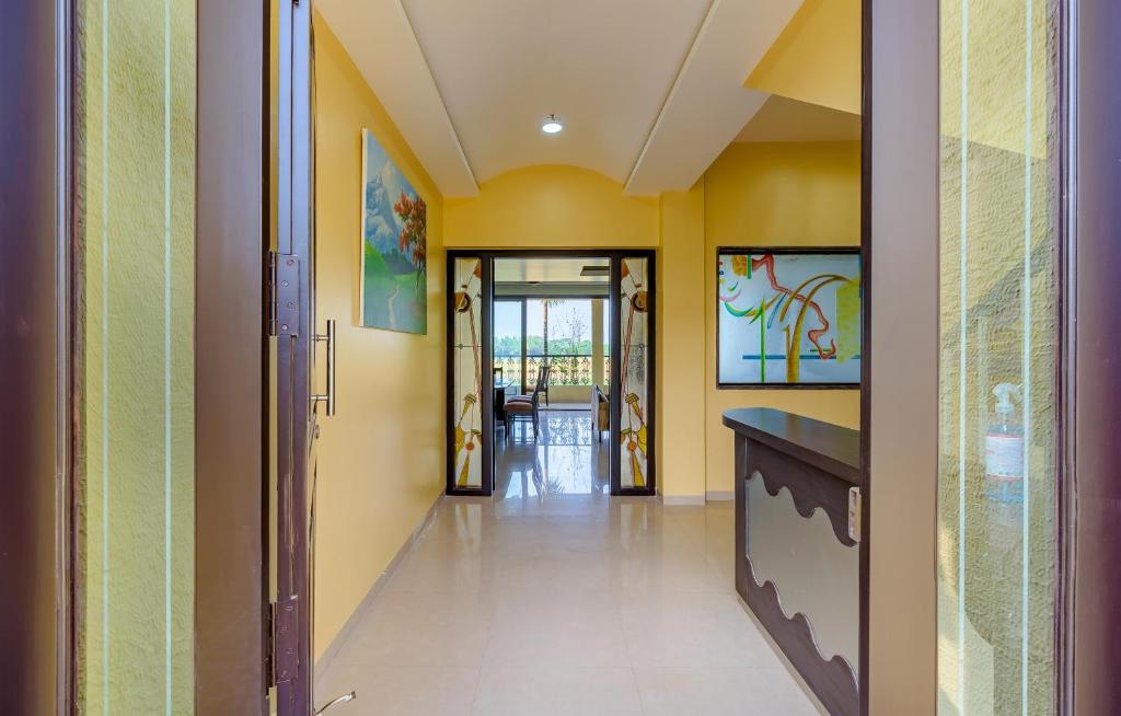 SaffronStays Ocean Breeze, Guhagar photo