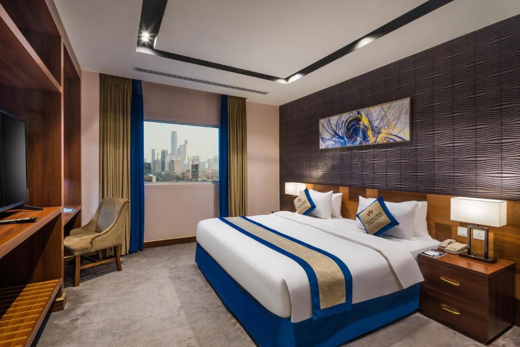 Riyadh Al Malqa Elite Hotel room