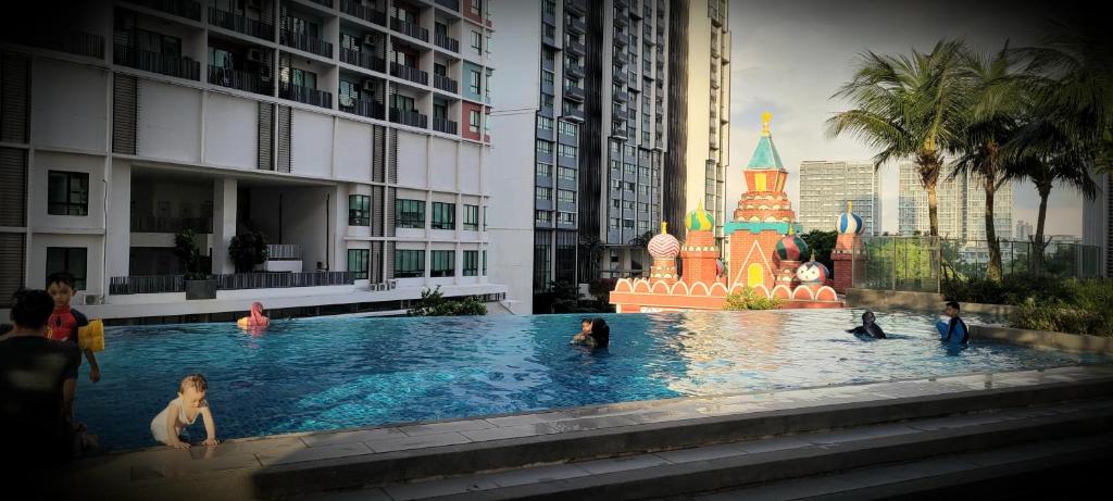 Your Perfect Stay for Shopping and Entertainment - Hostahome Suites at I-City photo