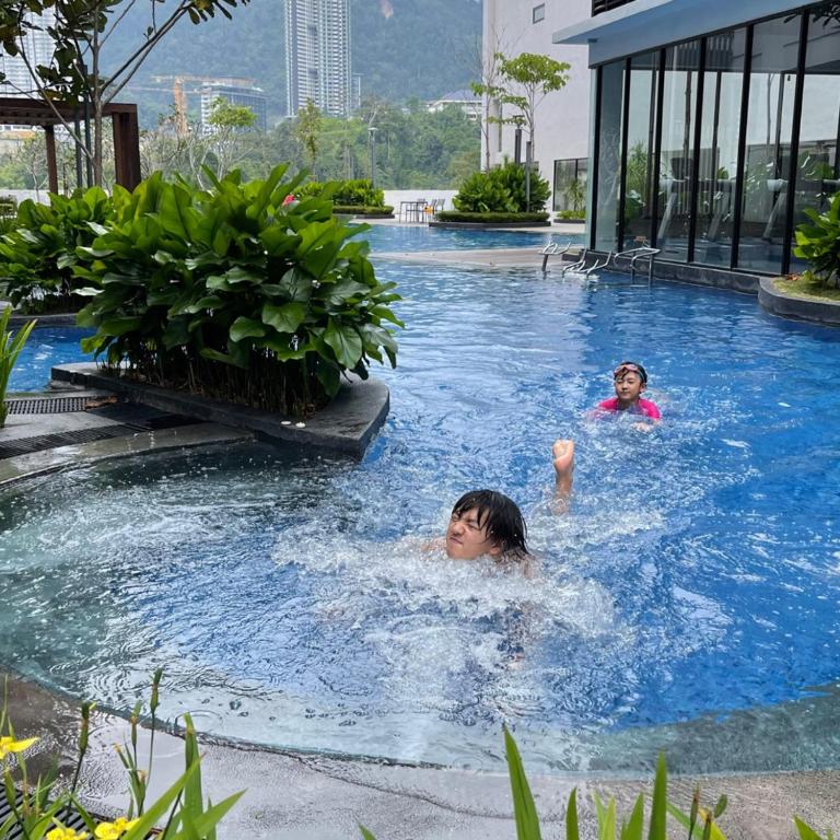 Cuti Genting Midhills Space Theme 9 Pax WIFI Genting Highland Vacation photo