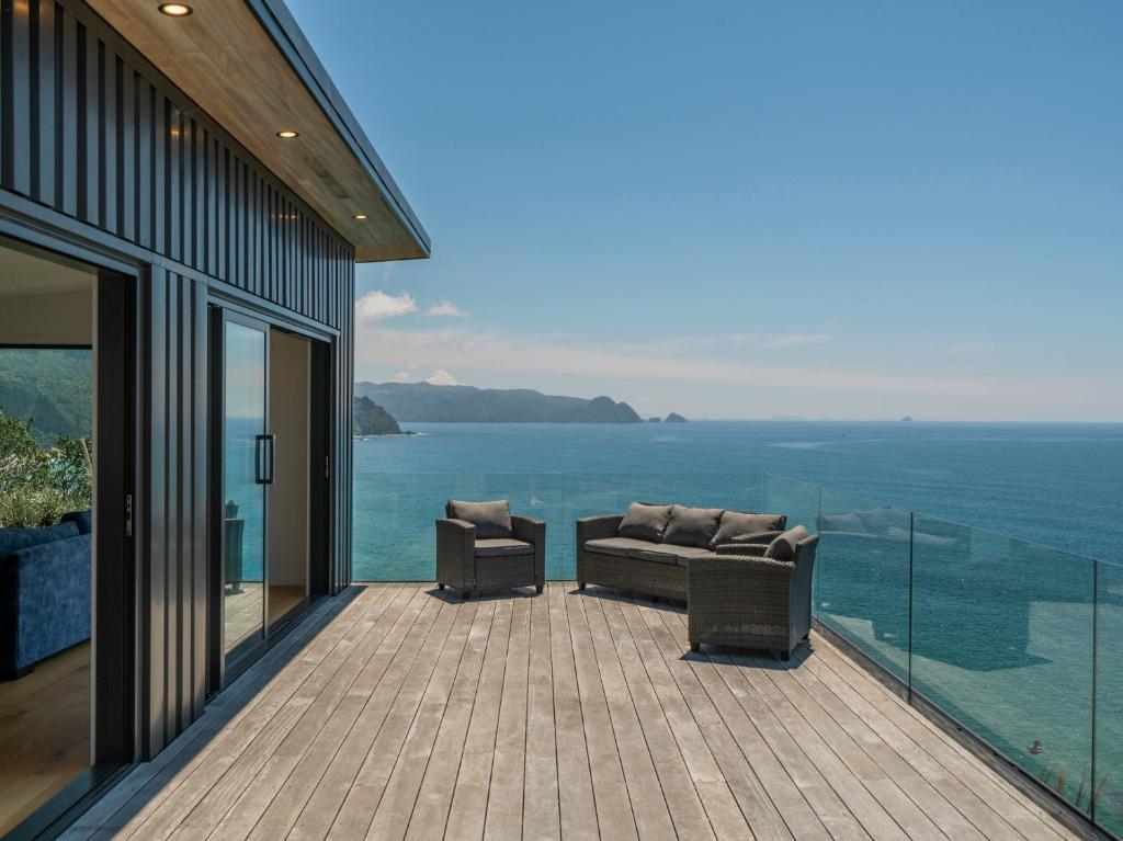 Purepure - Tairua Holiday Home, Tairua
