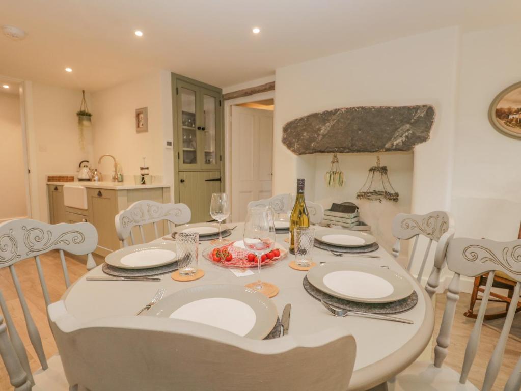 1 Sunny Point Cottages - photo 3