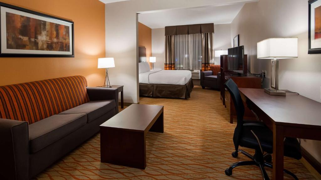 ベスト ウェスタン プラス スプリング イン&スイーツ (Best Western Plus Spring Inn & Suites)