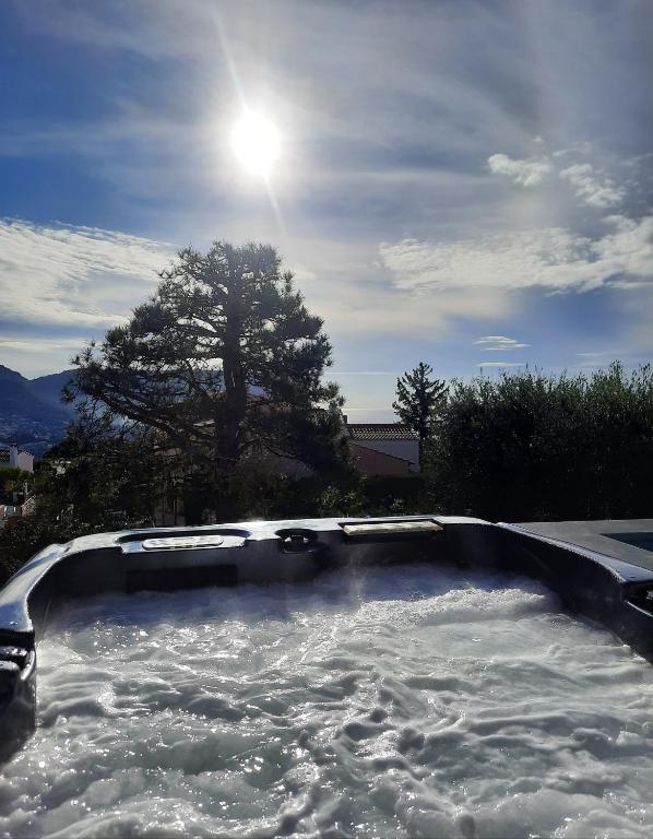 Vue mer, petite piscine, climatisation,spa extérieur,parking TOUT PRIVES - 2