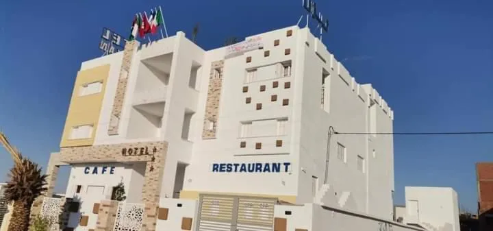 Hotel al rayan，位于泰塔温的酒店