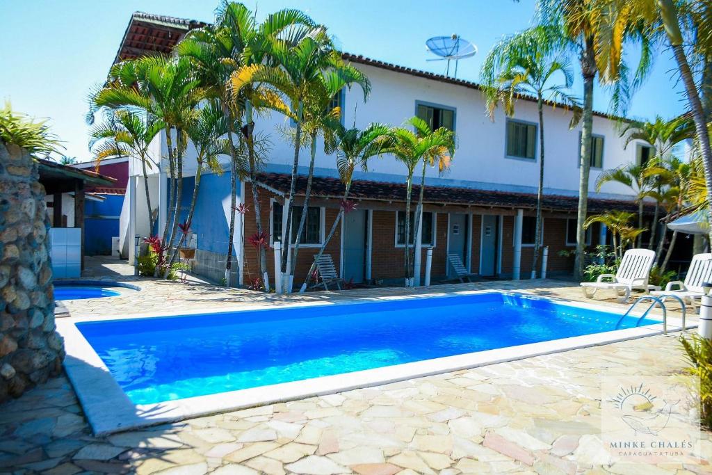 Minke Chalés, Caraguatatuba