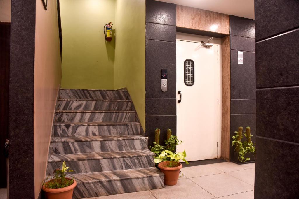 Hotel Rajhans photo