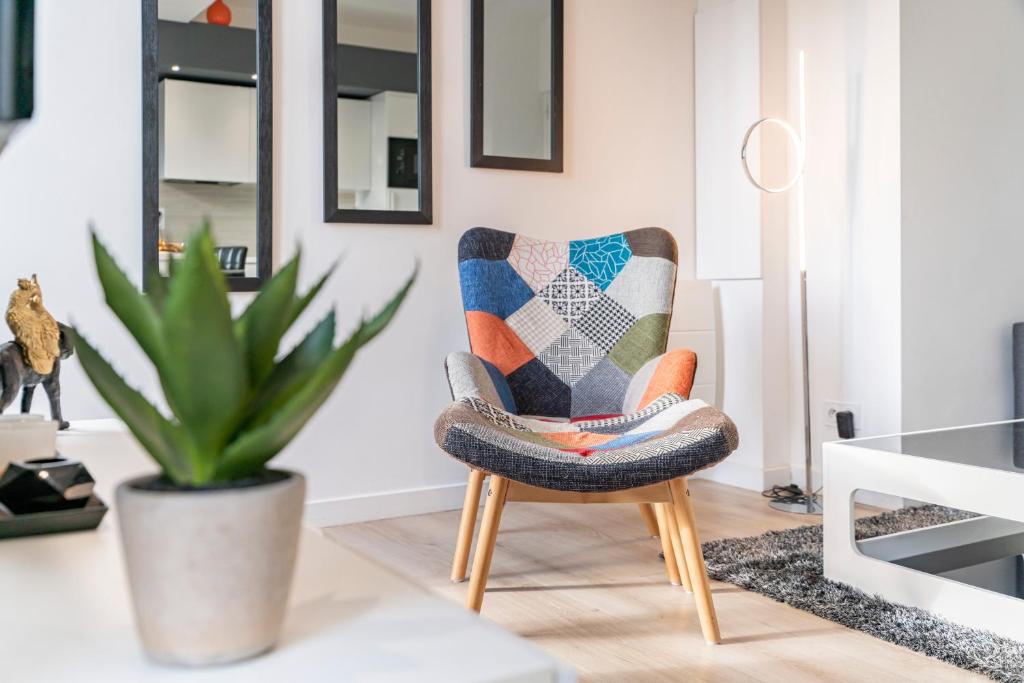 Frontière Monaco, Appartement Rénové Entièrement - AG - 5