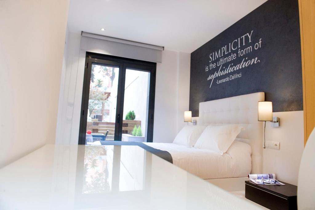 Home to Home Barcelona - Room image