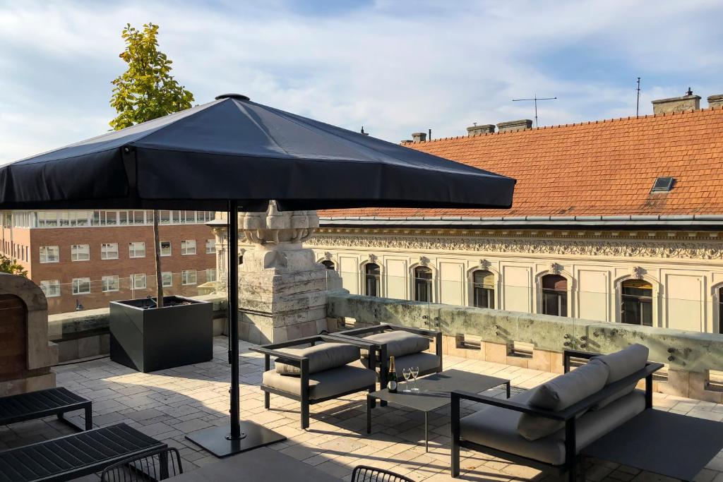 Kozmo Hotel Suites & Spa - The Leading Hotels of the World photo