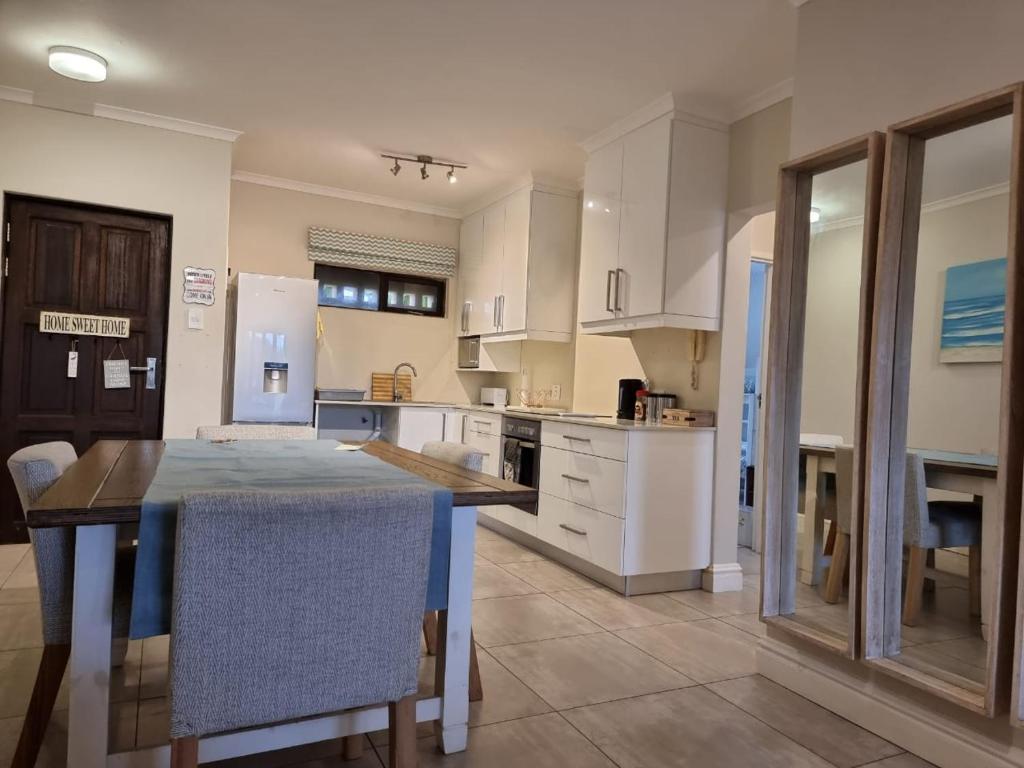 Bondi Beach Villa photo