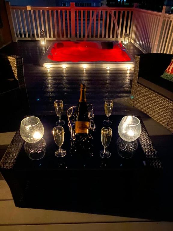 Foxglove Lodge with Hot Tub, Barmby on the Moor