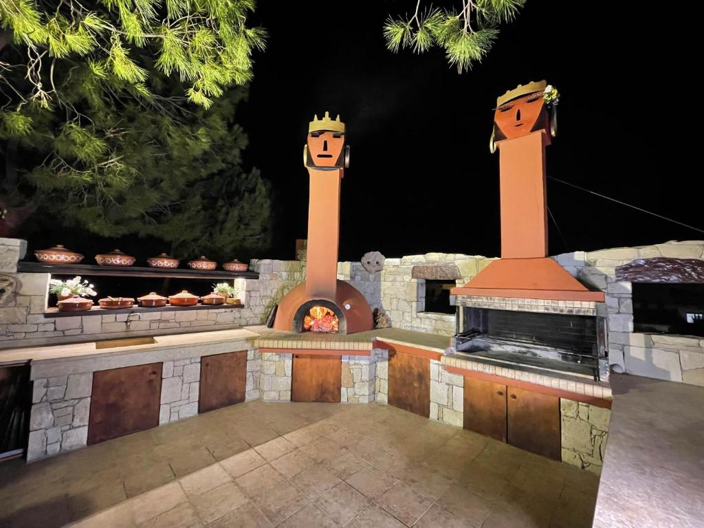 Kreta Natur Live Crete Naturally — Restaurant & bars in Hersonissos