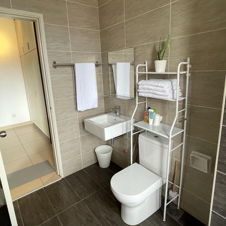 Cuti Genting Midhills Space Theme 9 Pax WIFI Genting Highland Vacation photo