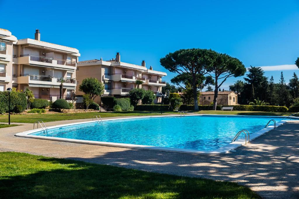 AV-1 CALELLA DE PALAFRUGELL 6 Pax - 2