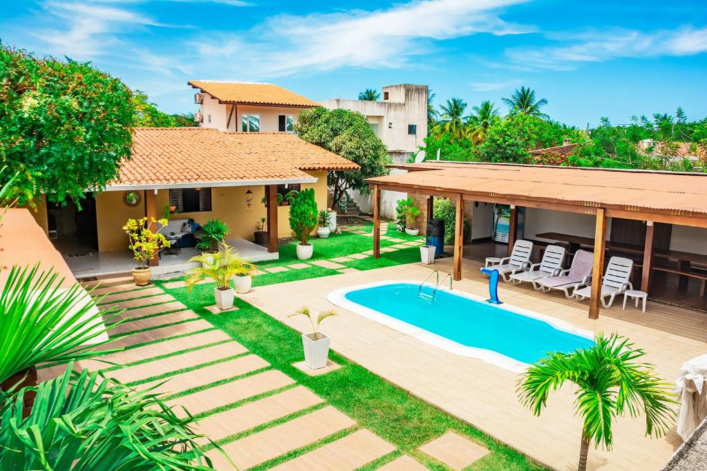 Casa em cond fechado em Barra de Santo Antonio - AL