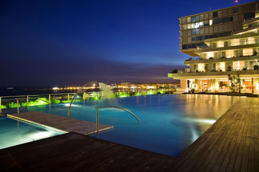 ทัศนียภาพภายนอกโรงแรม