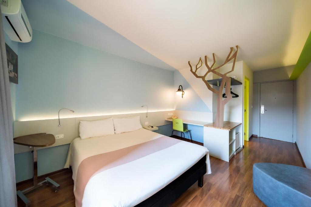 ibis Styles Curitiba Centro Civico — Hotel in Curitiba