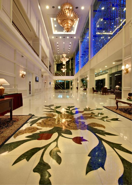 Lobby, Royale Chulan Damansara in Kuala Lumpur
